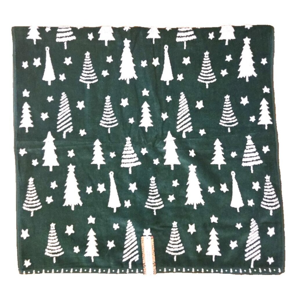 Green Christmas Tree Bath Towel Holly & Moss NEW 28" x 52" Holiday Linens